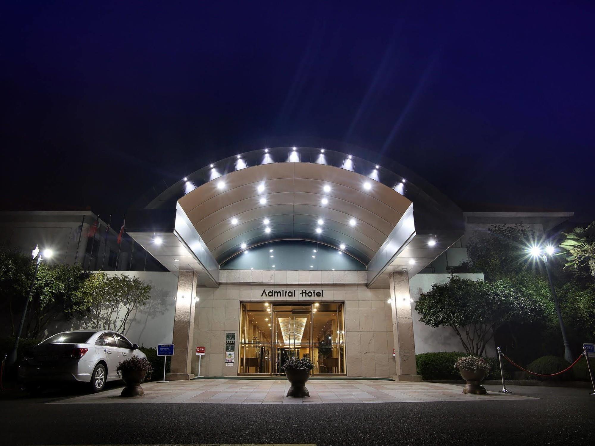 Admiral Hotel Geoje Exteriör bild